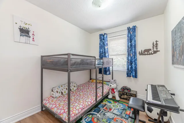 Additional image 27 of 30 Heslop Rd Unit 34