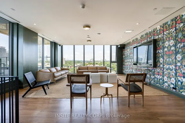 Additional image 39 of 15 Baseball Pl Unit 806