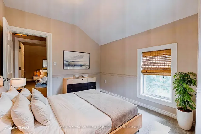 Additional image 4 of 954 Beach Blvd