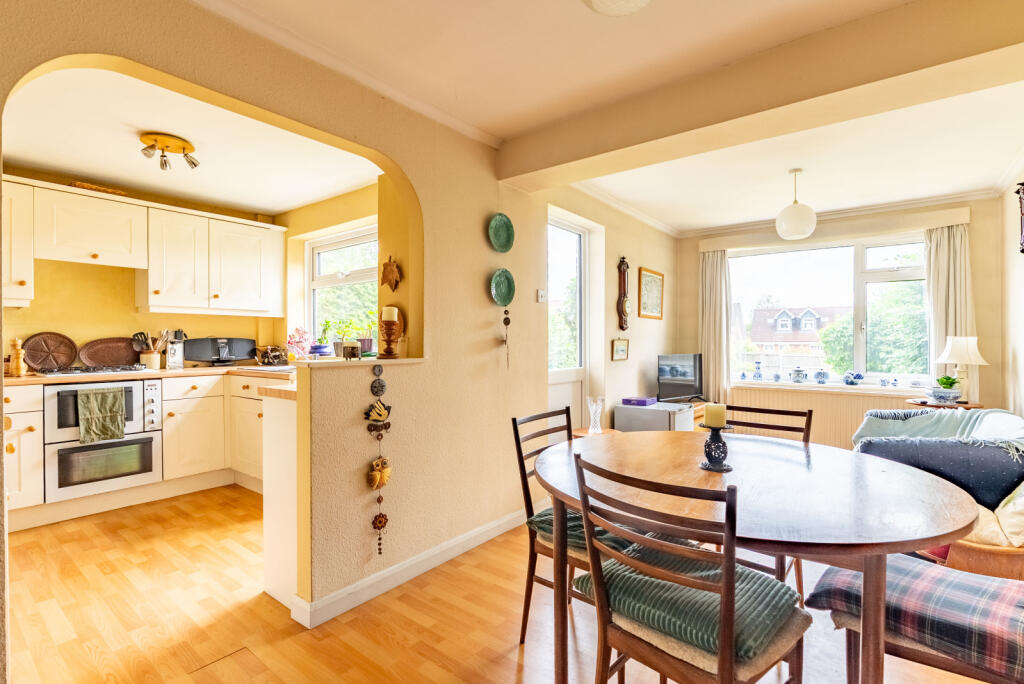 Additional image 5 of Barton Close, Harpenden, St Albans, AL5