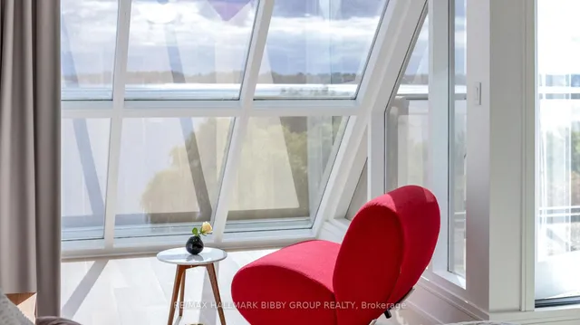 Additional image 19 of 99 Harbour Sq Unit 613