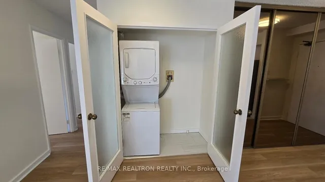 Additional image 25 of 70 Elmsthorpe Ave Unit 103