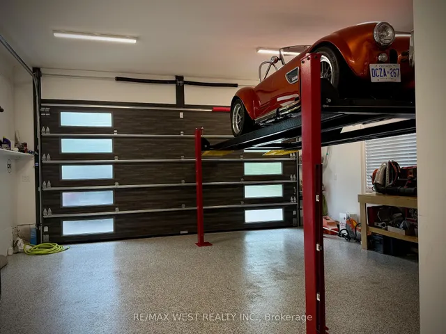 Additional image 43 of 18 Windy Ridge Dr