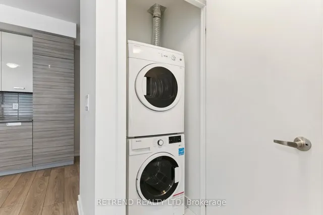 Additional image 18 of 210 Simcoe St Unit 514