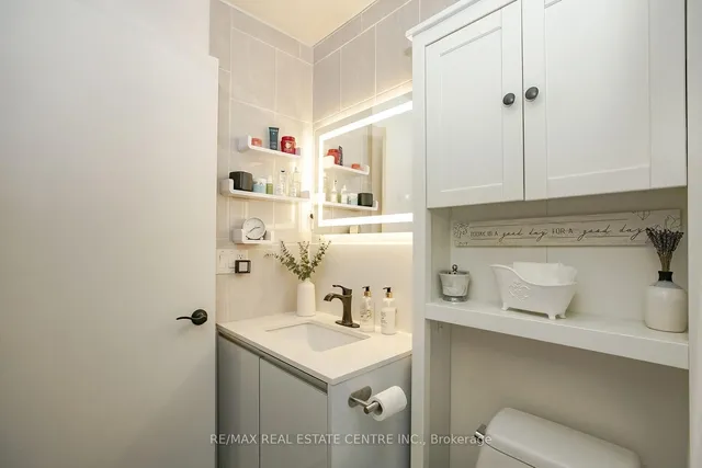 Additional image 29 of 8 Gladstone Ave Unit 308