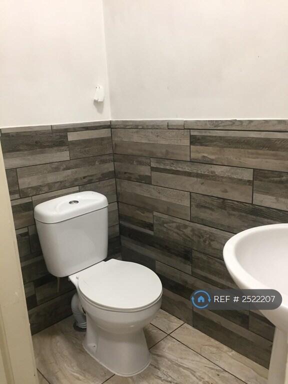 Additional image 3 of Pershore Road, Selly Park, Birmingham, B29