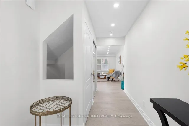 Additional image 4 of 121 Genesee Dr