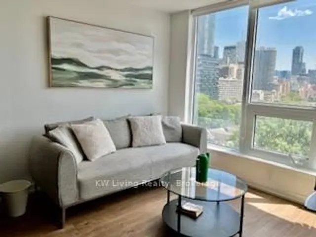 Additional image 6 of 203 College St Unit 801