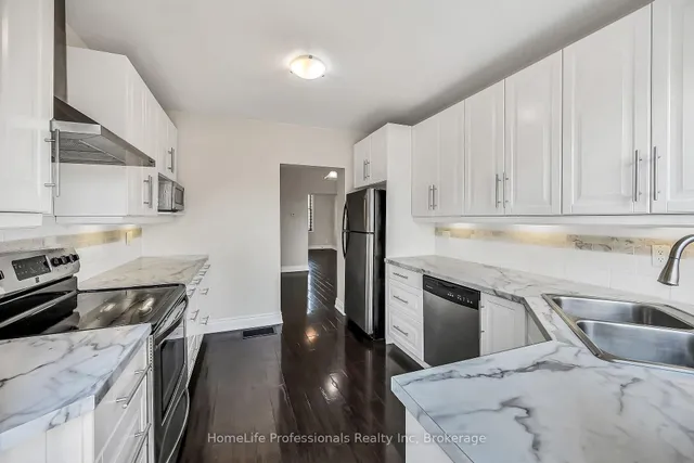 Additional image 18 of 116 Bay St