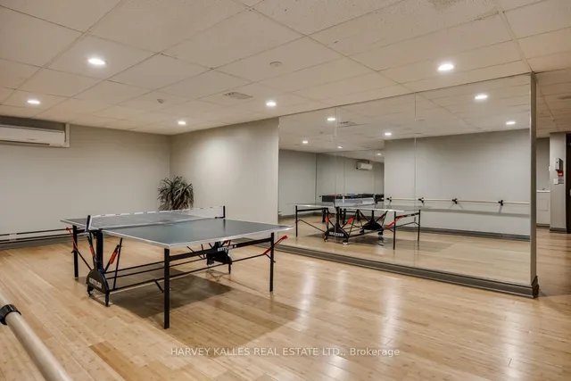 Additional image 36 of 33 Harbour Sq Unit 1605