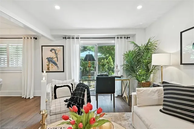 Additional image 9 of 445 Woodview Rd Unit 3