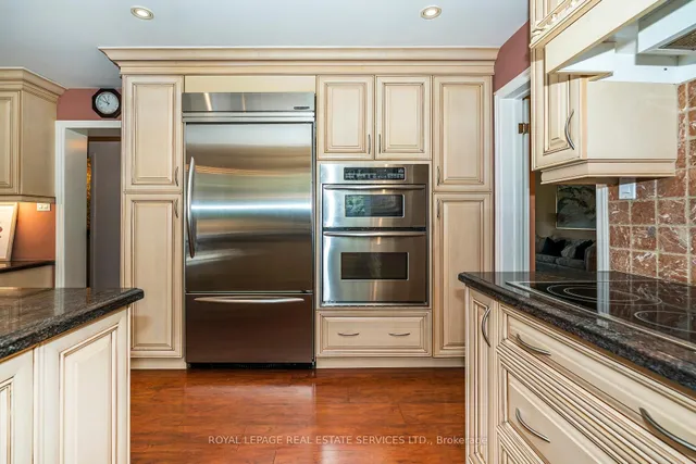 Additional image 19 of 36 Courtsfield Cres