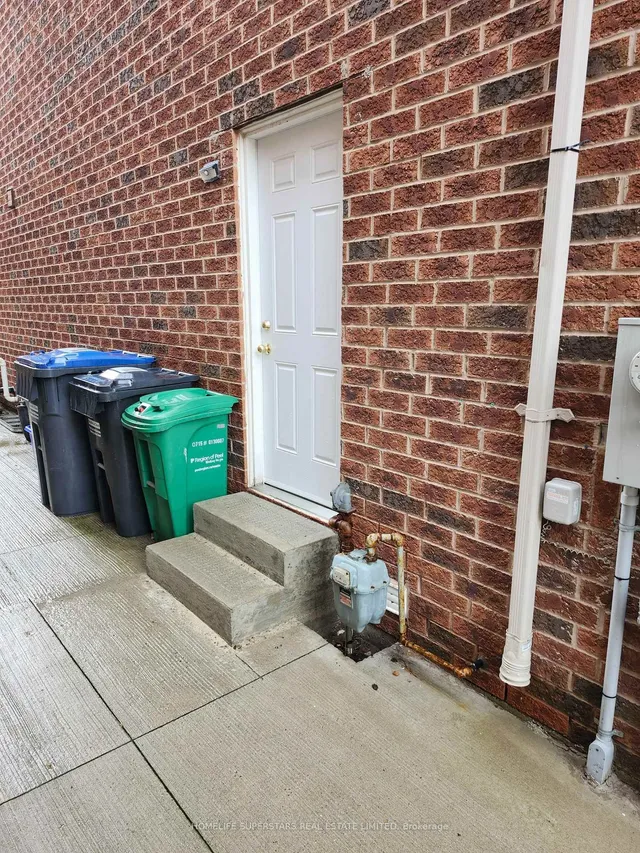 Additional image 4 of 13 Rocky Point Cres