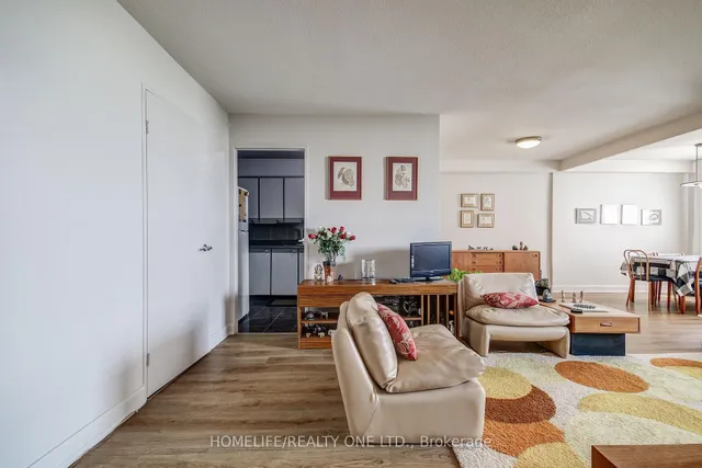 Additional image 13 of 5 Shady Gfwy Unit 1011