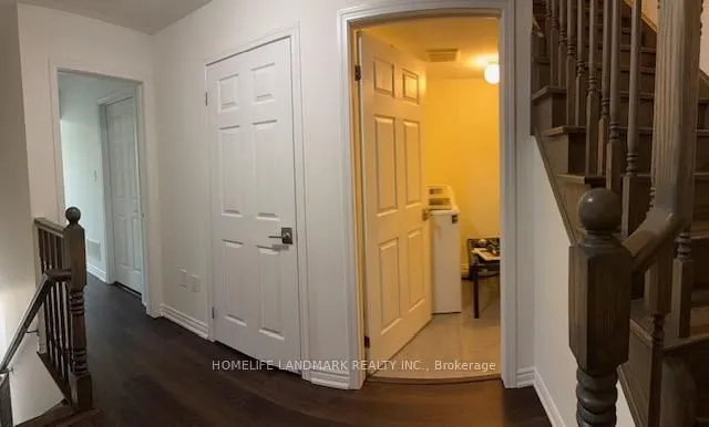 Additional image 26 of 15 Heron Park Pl Unit 14