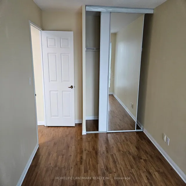 Additional image 4 of 8 Lee Centre Dr Unit 1115