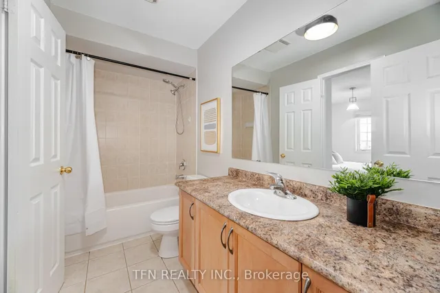 Additional image 18 of 51 Portrush Tr