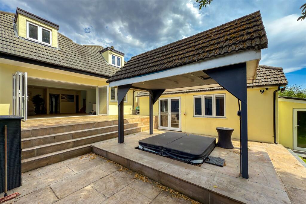 Additional image 15 of Tippendell Lane, Park Street, St. Albans, Hertfordshire, AL2