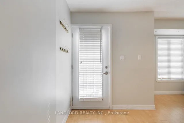 Additional image 4 of 21 Pirandello St Unit 1221