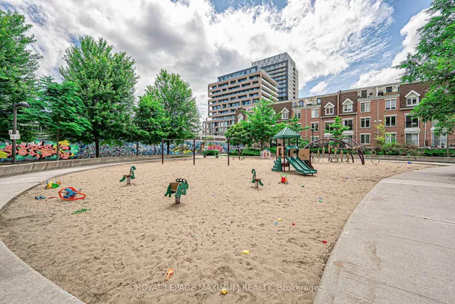 Additional image 35 of 38 Joe Shuster Way Unit 617