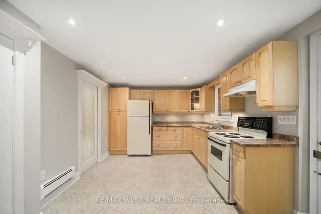 Additional image 29 of 169 Thistle Down Blvd