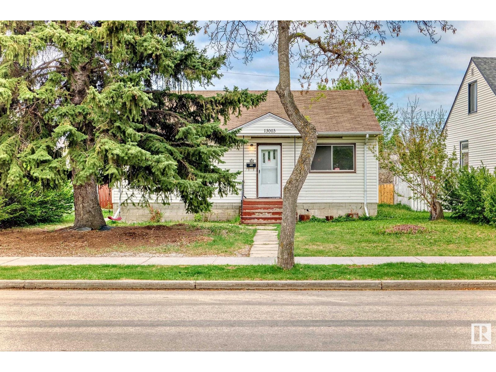 13003 Sherbrooke AV NW|Edmonton, Alberta T5L4E6