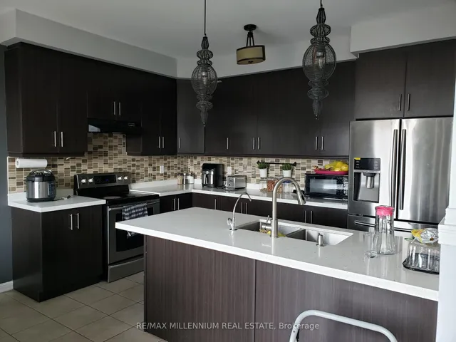 Additional image 12 of 76 Miracle Tr