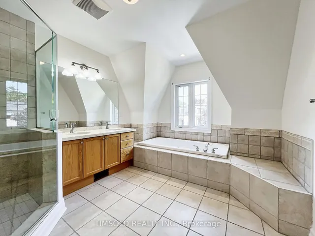 Additional image 30 of 507 Broadway Ave