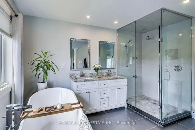 Additional image 20 of 145 Edgewater Dr Unit 22