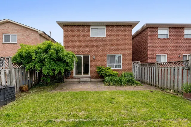 Additional image 31 of 34 Metzak Dr