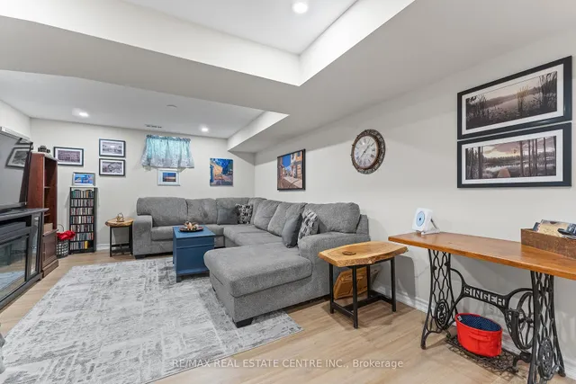 Additional image 43 of 30 Regentview Dr