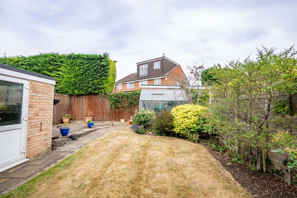 Additional image 12 of Alzey Gardens, Harpenden, Hertfordshire, AL5