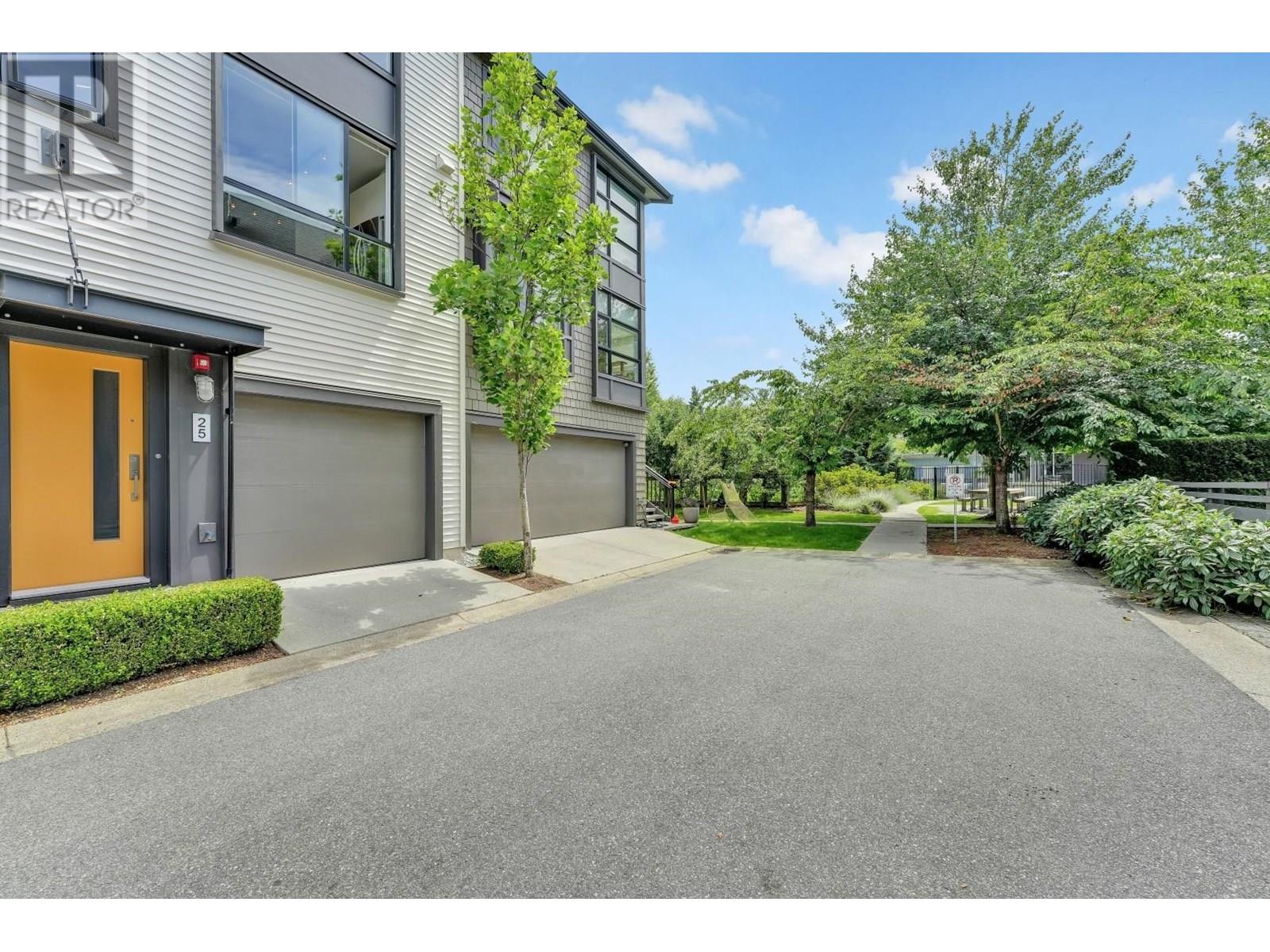 Property image for 25 2358 RANGER LANE|Port Coquitlam, British Columbia V3B0L5