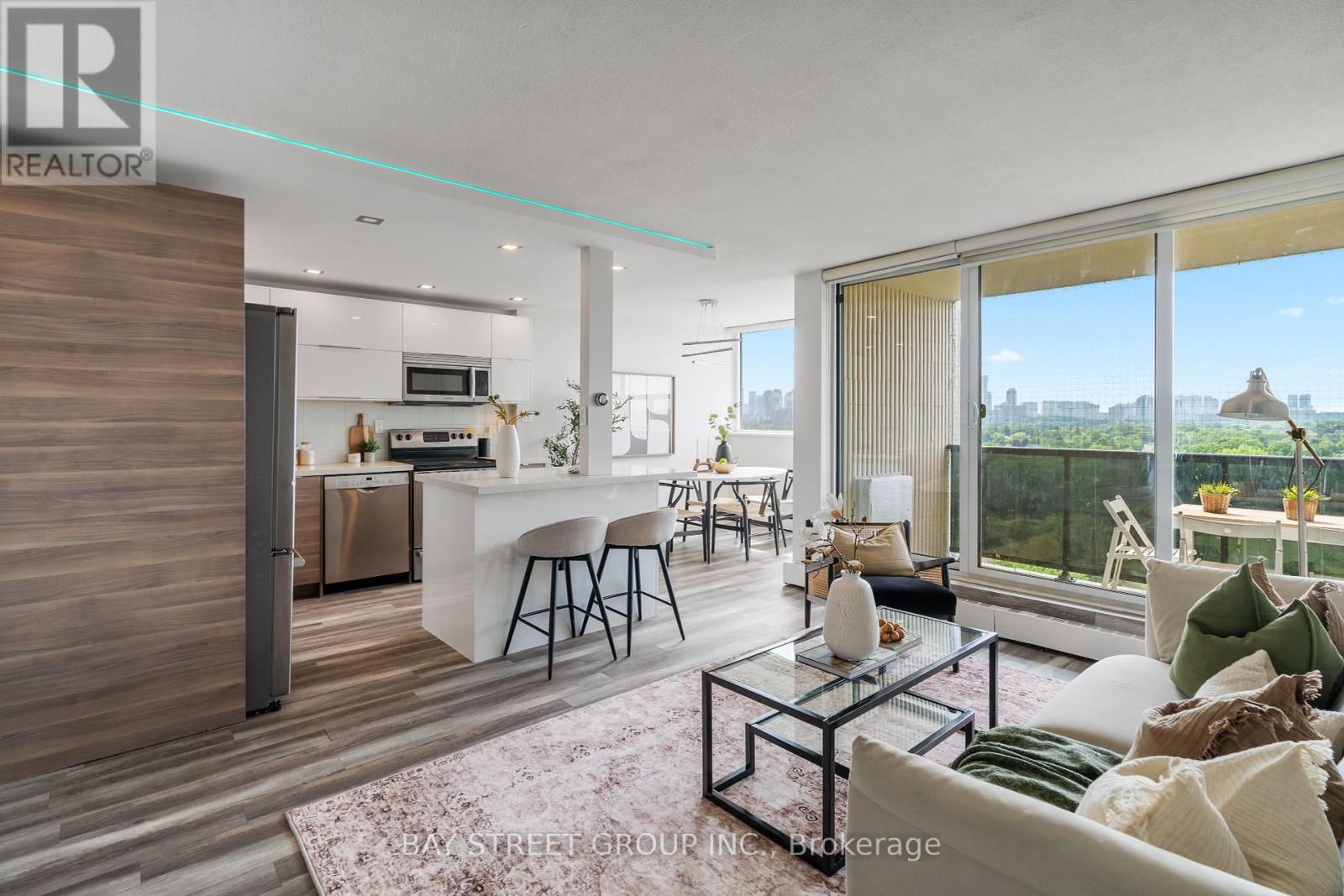 #1201 - 530 LOLITA GARDENS|Mississauga (Mississauga Valleys), Ontario L5A3T2