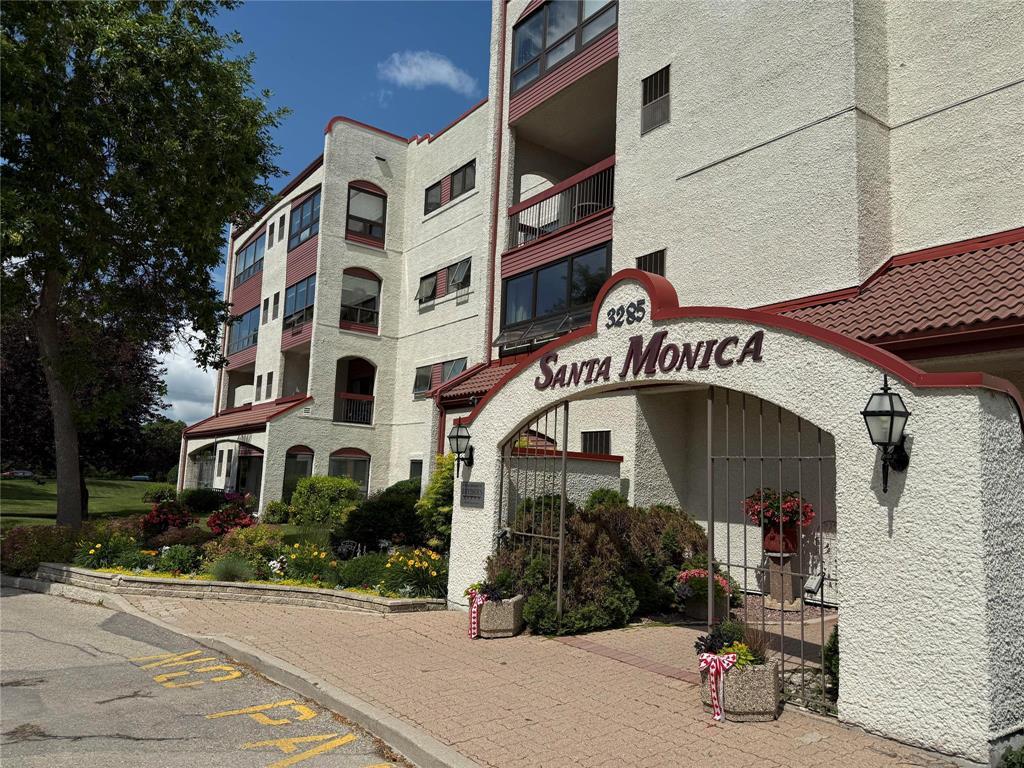 111 3285 Pembina Highway|Winnipeg, Manitoba R3V1T7
