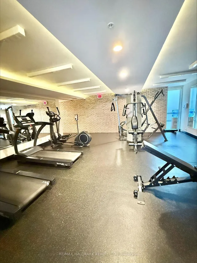 Additional image 18 of 39 SHERBOURNE St Unit 1508