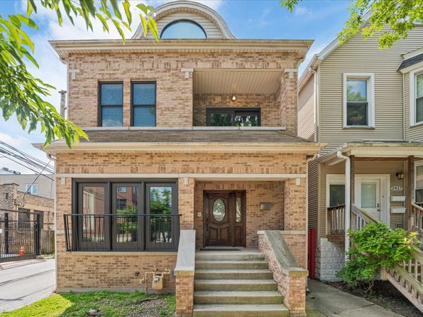 2415 W Belle Plaine Ave, Chicago, IL 60618