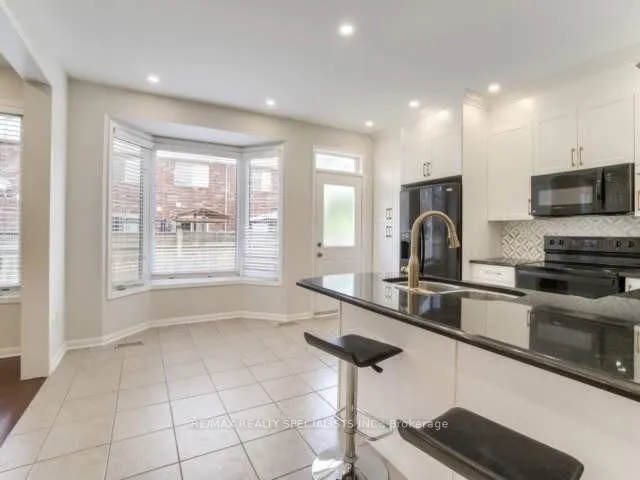 Additional image 16 of 923 Vickerman Way