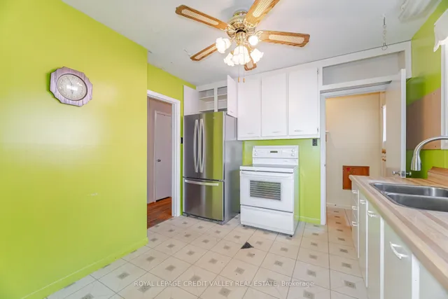 Additional image 28 of 55 Taysham Cres