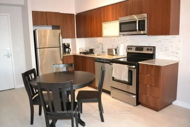 Additional image 3 of 150 East Liberty St Unit 2912