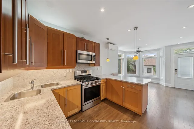 Additional image 28 of 218 Beatrice St