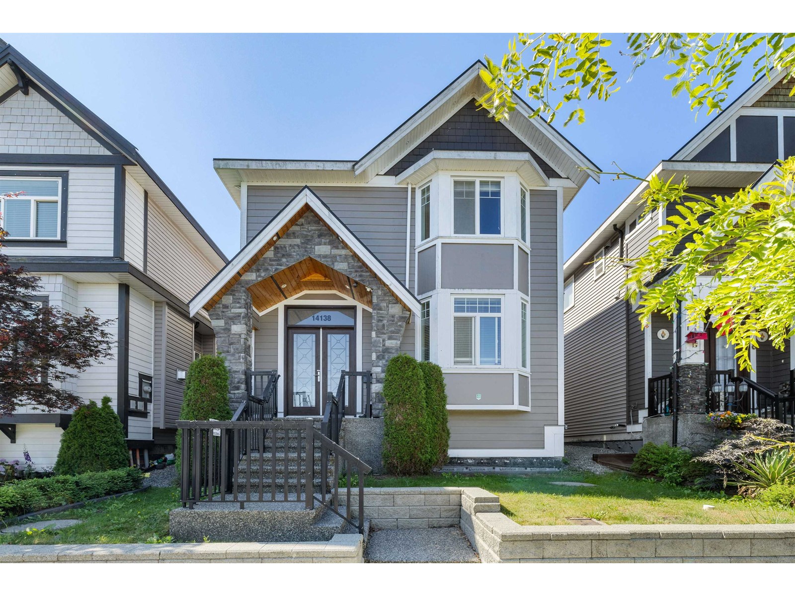 14138 60A AVENUE|Surrey, British Columbia V3X0G1