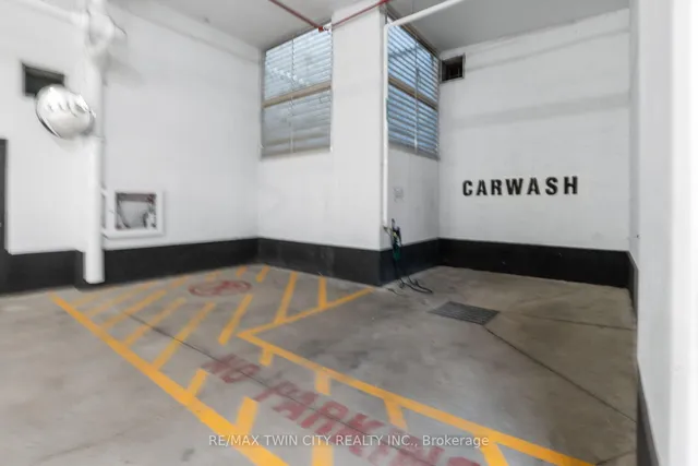 Additional image 27 of 55 Duke St Unit 228