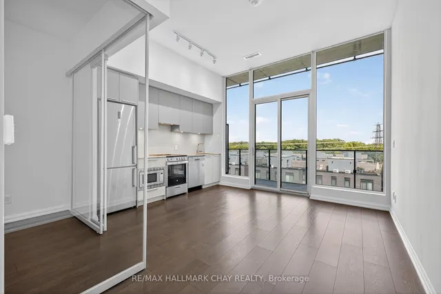 Additional image 12 of 4208 Dundas St Unit 522