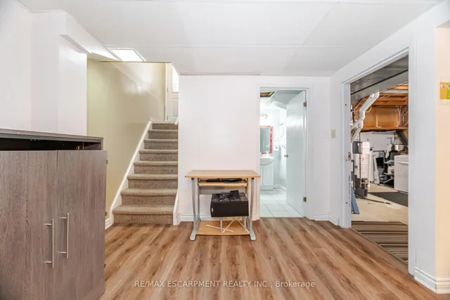 Additional image 32 of 178 Athenia Dr