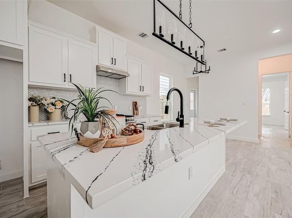 9418 Madera Rd, Houston, TX 77078