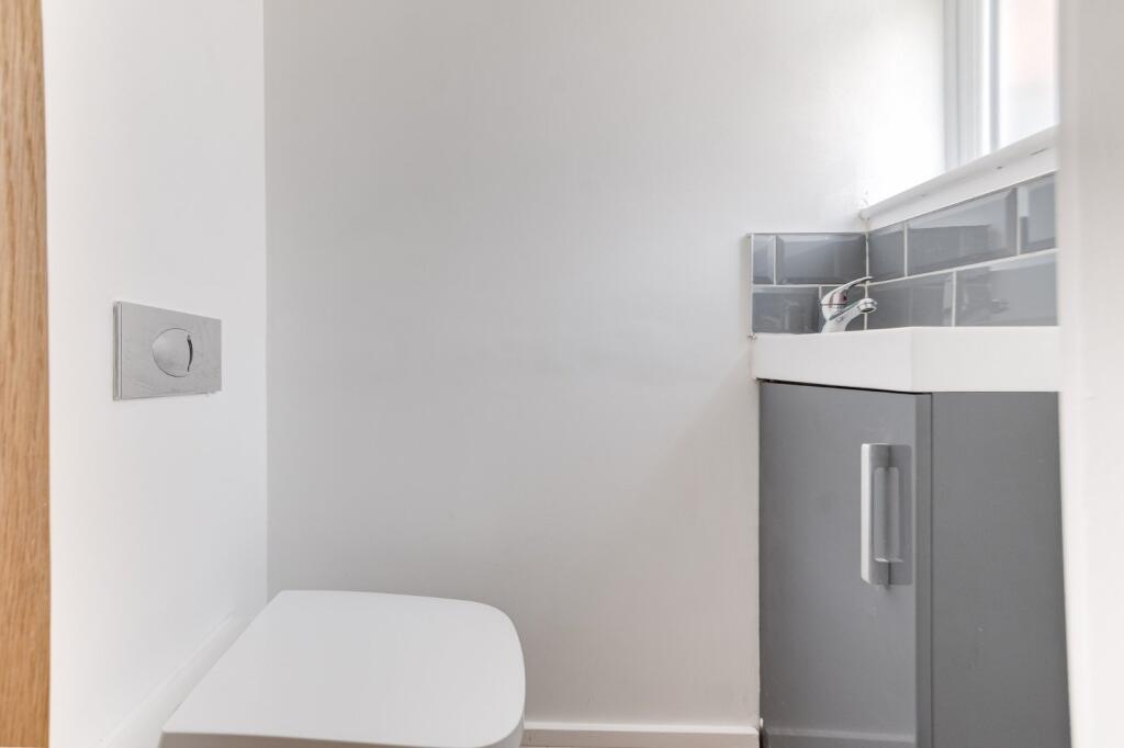 Additional image 4 of Orchard Drive, Birmingham, West Midlands, B31