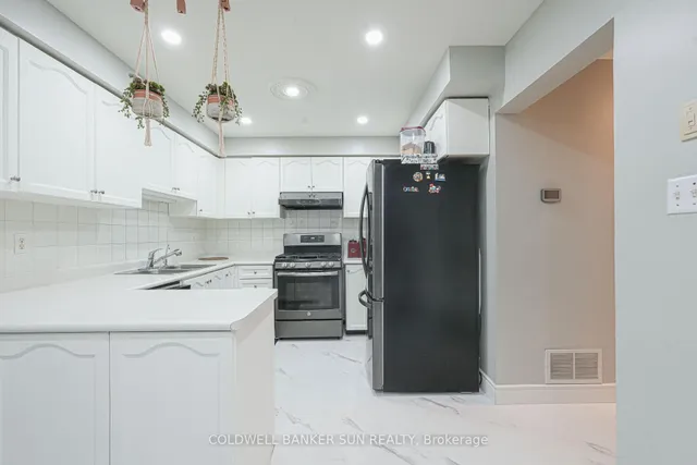 Additional image 9 of 194 Pressed Brick Dr