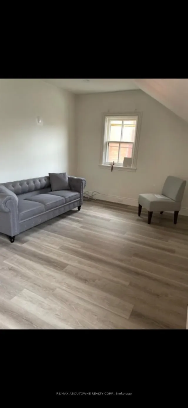 Additional image 5 of 70 Wellington St