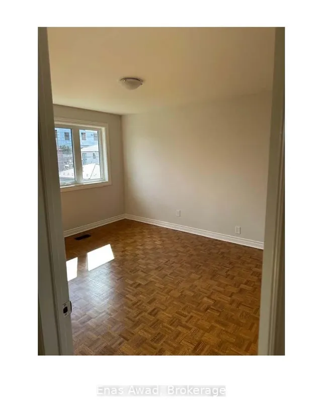 Additional image 24 of 25 Mulholland Ave